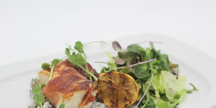 Kostelec nad Orlicou: pobyt s raňajkami, možnosť trojchodovej večere aj fľaše vína