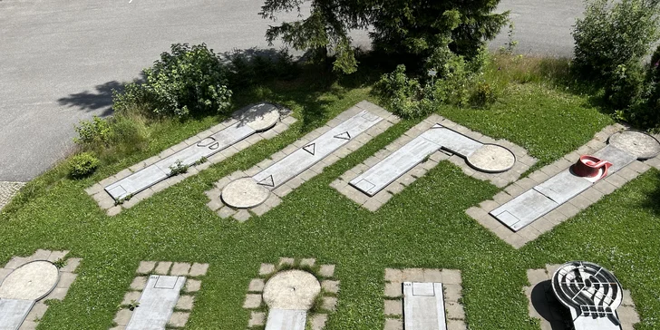 Rodinný hotel v Jizerkách: wellness, herňa aj minigolf, možnosť raňajok