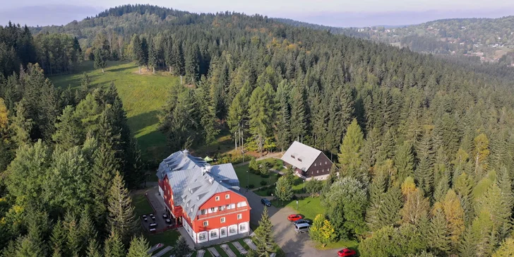 Rodinný hotel v Jizerkách: wellness, herňa aj minigolf, možnosť raňajok