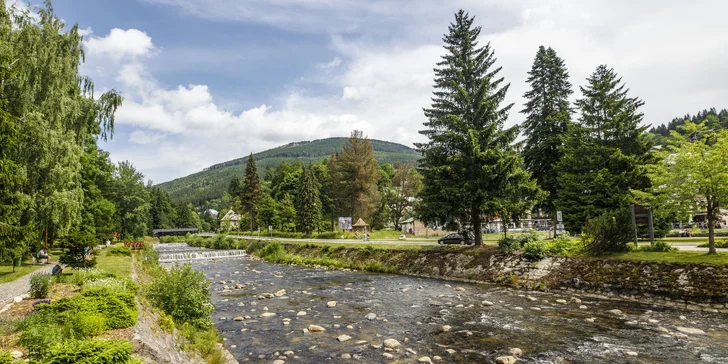 S rodinou do Špindlerovho Mlyna: raňajky alebo polpenzia, na výber aj privátne wellness či masáže