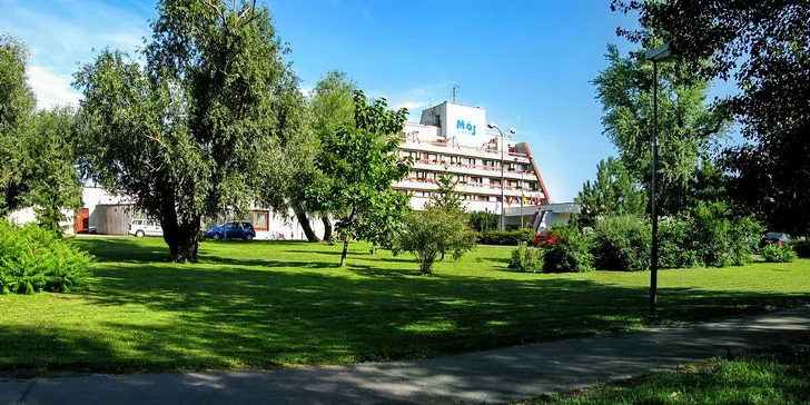 Skvelý pobyt v Piešťanoch s liečebnými procedúrami aj pre seniorov s polpenziou či all inclusive vrátane nápojov