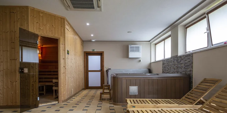 Za romantikou a relaxom: pobyt v rezorte Vigvam s polpenziou, wellnessom a ochutnávkou vína