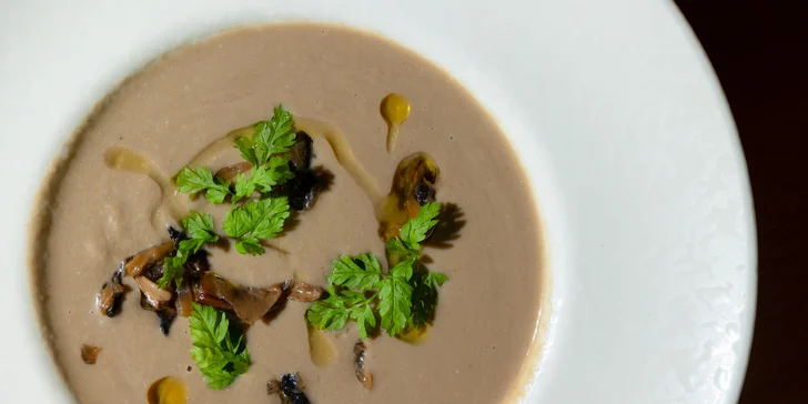 Trojchodová večera pre dvoch vrátane dezertu v Luca restaurant