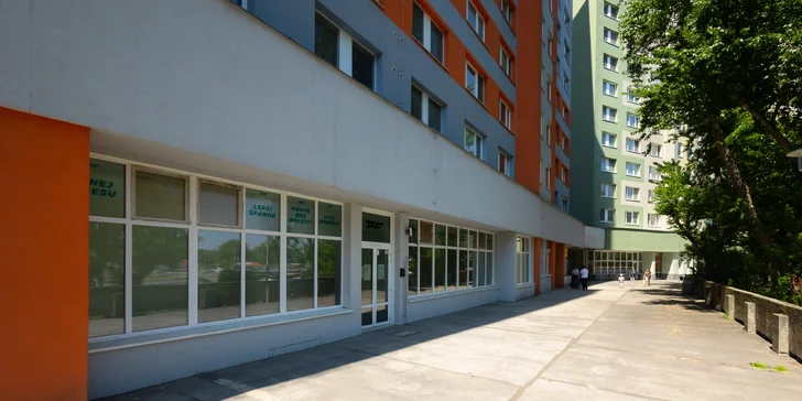 Hrejivá masáž chrbta, šije, nôh či celého tela aj s lávovými kameňmi