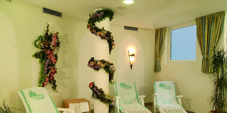 Pobyt v talianskych Alpách: hotel pri zjazdovkách a turistických trasách, strava aj wellness