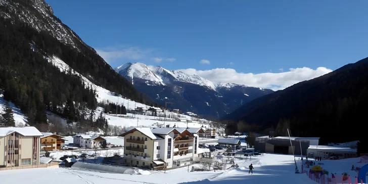 Pobyt v talianskych Alpách: hotel pri zjazdovkách a turistických trasách, strava aj wellness
