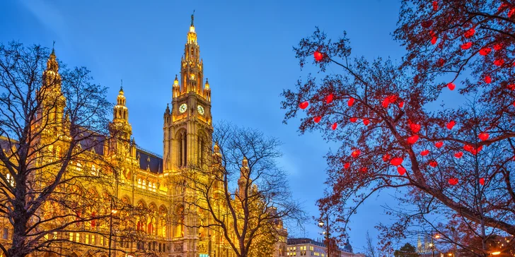 Zájazd na vianočné trhy vo Viedni a nákupy v Parndorfe