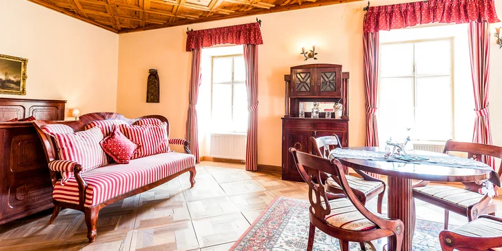 Romantický pobyt s raňajkami v centre Banskej Štiavnice v historickom penzióne