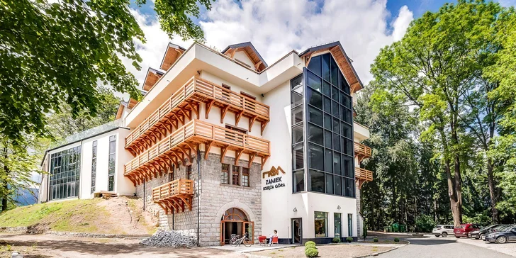 Krásy poľských Krkonôš: hotel v bývalom hrade, polpenzia a neobmedzený wellness