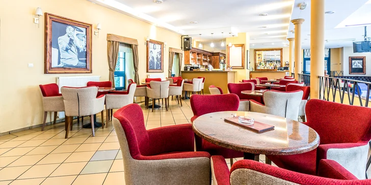 Romantika v Banskej Štiavnici s raňajkami, hodinou bowlingu a parkovaním