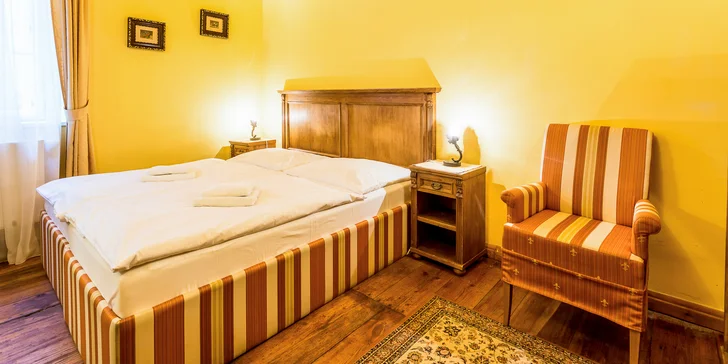 Romantika v Banskej Štiavnici s raňajkami, hodinou bowlingu a parkovaním