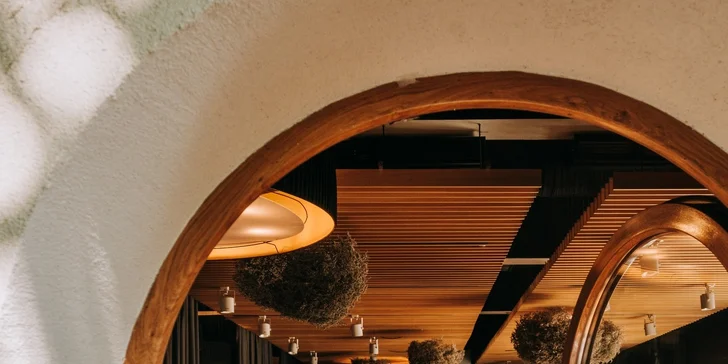 Poľská Jura – skalné mesto, vinice a pokoj: krásny hotel s wellness, polpenzia, 2 deti zdarma