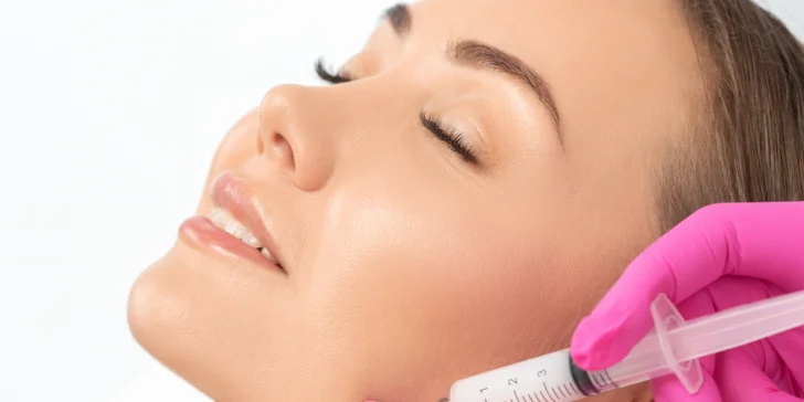 Injekčná lipolýza: Odstránenie dvojitej brady bez chirurgického zákroku