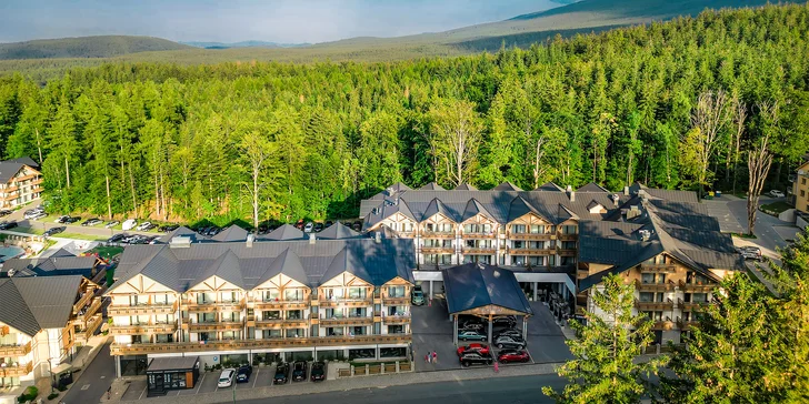 Vo dvojici alebo s rodinou do poľských Krkonôš: krásny 5* rezort s jedlom a neobmedzeným wellness