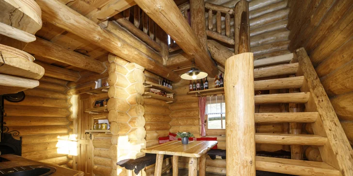 Vyrazte za relaxom: čarovná zrubová chata pod Beskydami pre 2 až 3 osoby