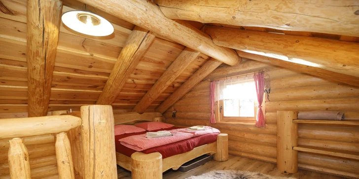 Vyrazte za relaxom: čarovná zrubová chata pod Beskydami pre 2 až 3 osoby