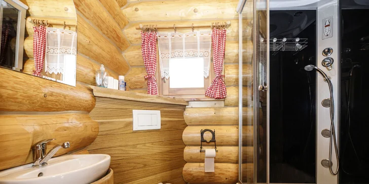 Vyrazte za relaxom: čarovná zrubová chata pod Beskydami pre 2 až 3 osoby