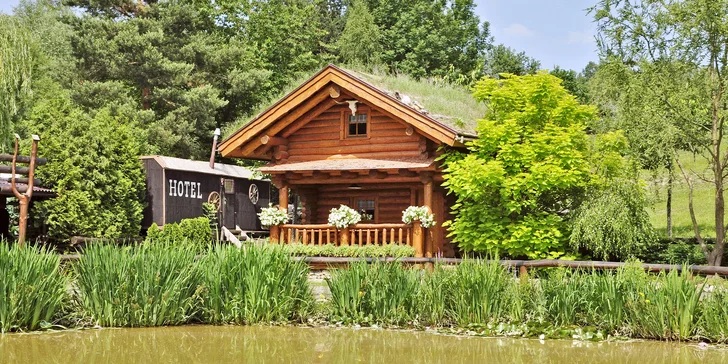 Vyrazte za relaxom: čarovná zrubová chata pod Beskydami pre 2 až 3 osoby