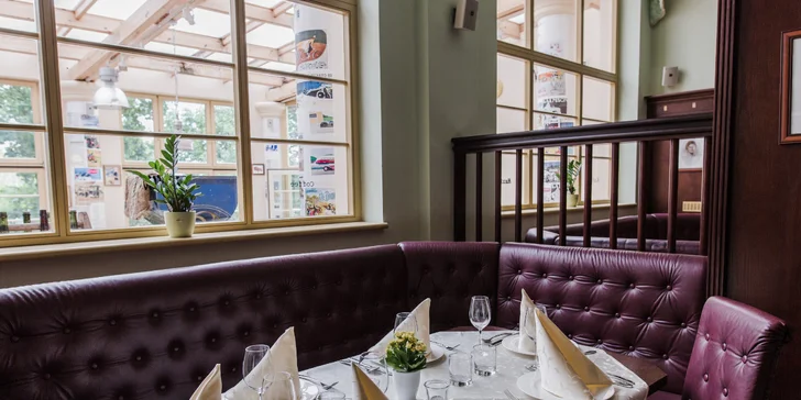 Romantický hotel na okraji Prahy: pobyt s raňajkami alebo polpenziou, možnosť privátnej sauny a vírivky