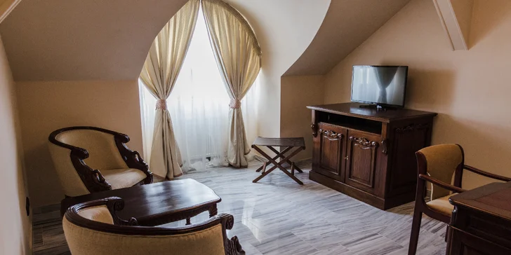 Romantický hotel na okraji Prahy: pobyt s raňajkami alebo polpenziou, možnosť privátnej sauny a vírivky