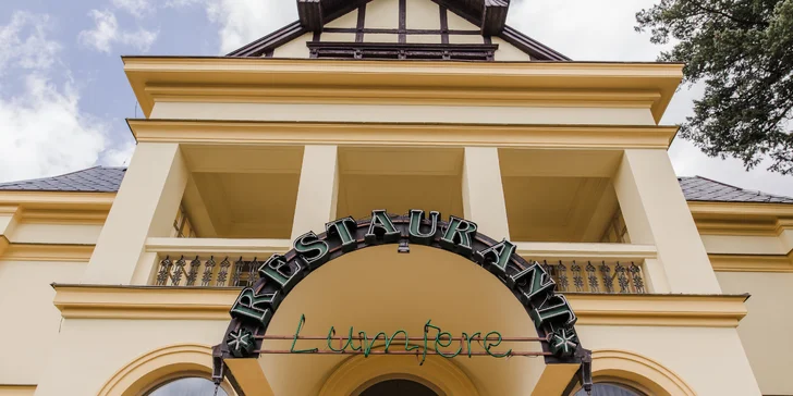 Romantický hotel na okraji Prahy: pobyt s raňajkami alebo polpenziou, možnosť privátnej sauny a vírivky