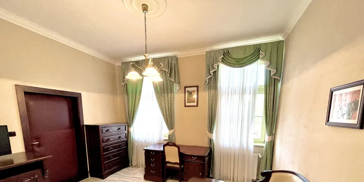 Romantický hotel na okraji Prahy: pobyt s raňajkami alebo polpenziou, možnosť privátnej sauny a vírivky