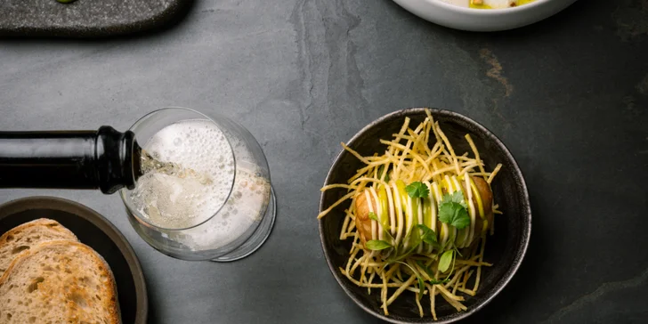 Welcome drinky zdarma a darčeková poukážka na konzumáciu v SKY bar & restaurant