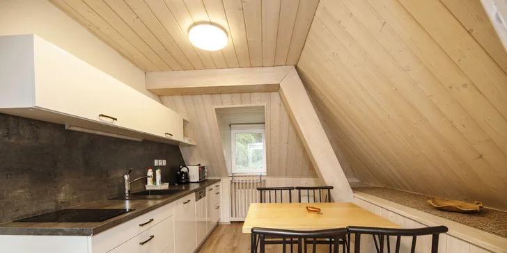 Pobyt na Šumave: horská chata pod keltským hradiskom Obří hrad a raňajky