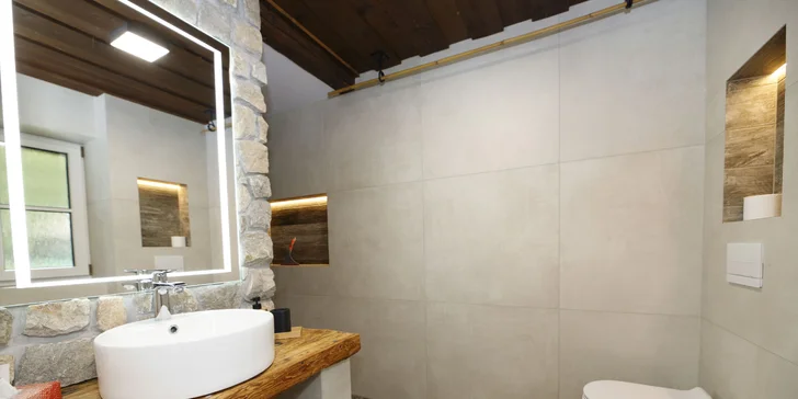 Pobyt na Šumave: horská chata pod keltským hradiskom Obří hrad a raňajky