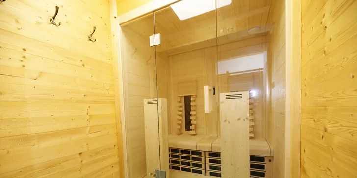 Pobyt na Šumave: horská chata pod keltským hradiskom Obří hrad a raňajky