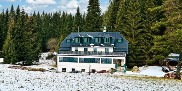 Pobyt na Šumave: horská chata pod keltským hradiskom Obří hrad a raňajky