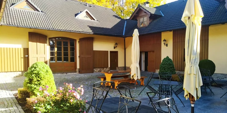 Dokonalý oddych v prírode Šumavy: pobyt s raňajkami alebo polpenziou aj wellness