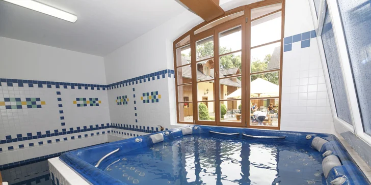 Dokonalý oddych v prírode Šumavy: pobyt s raňajkami alebo polpenziou aj wellness