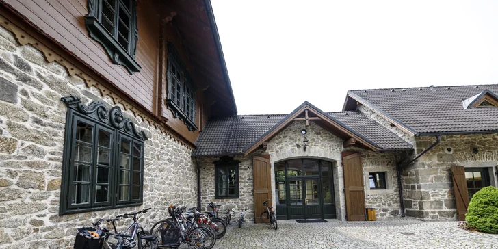 Dokonalý oddych v prírode Šumavy: pobyt s raňajkami alebo polpenziou aj wellness