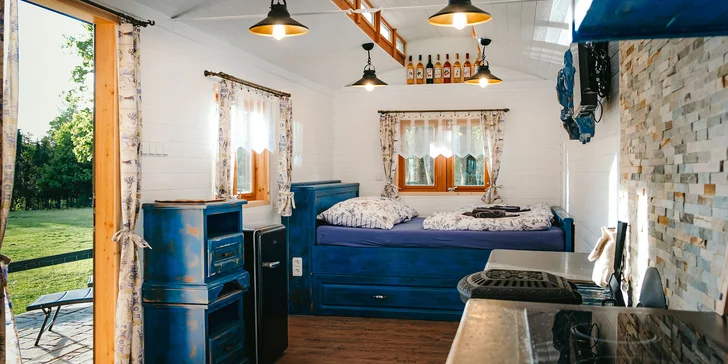 Chata na ranči v podhorí Beskýd: plne vybavená vrátane kuchynky, terasa s výhľadom na kone