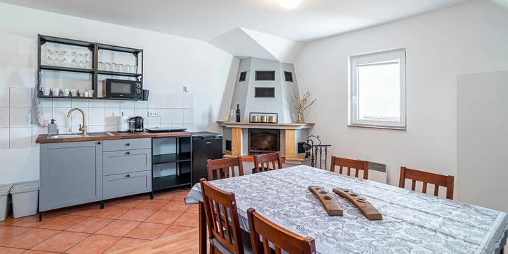 Pobyt vo vinárstve vo Veľkých Bíloviciach aj degustácia vín: apartmán alebo celý penzión až pre 8 osôb