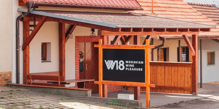 Pobyt vo vinárstve vo Veľkých Bíloviciach aj degustácia vín: apartmán alebo celý penzión až pre 8 osôb