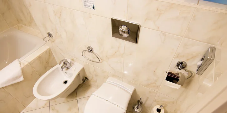 4* relax v Karlových Varoch s polpenziou, wellness a procedúrami