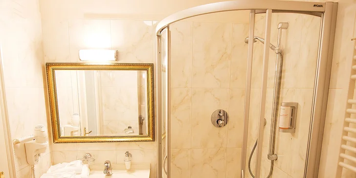 4* relax v Karlových Varoch s polpenziou, wellness a procedúrami