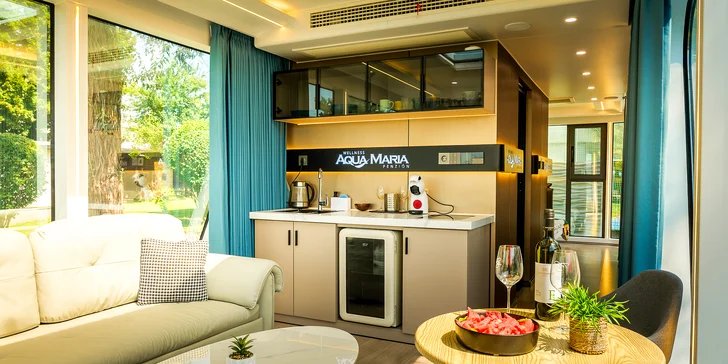 Netradičný pobyt na Zemplíne: kapsulový dom s wellness a možnosťou stravy