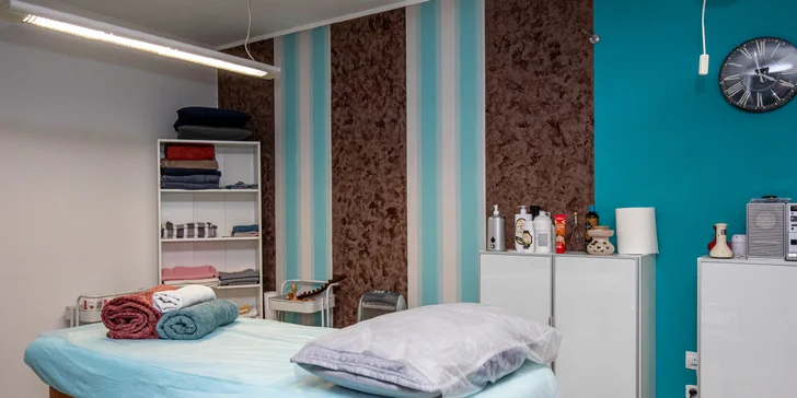 Masáž podľa výberu: klasická, relaxačná, s lávovými kameňmi aj bankovaním