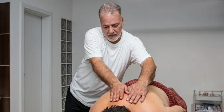 Masáž podľa výberu: klasická, relaxačná, s lávovými kameňmi aj bankovaním