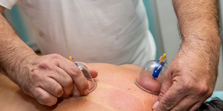 Masáž podľa výberu: klasická, relaxačná, s lávovými kameňmi aj bankovaním