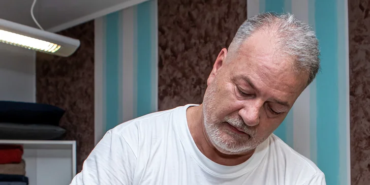 Masáž podľa výberu: klasická, relaxačná, s lávovými kameňmi aj bankovaním