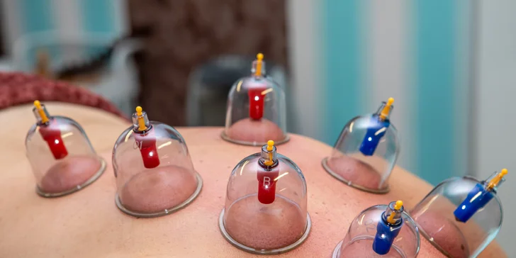 Masáž podľa výberu: klasická, relaxačná, s lávovými kameňmi aj bankovaním