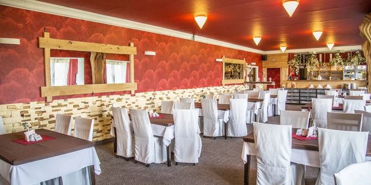 Pobyt v horskom hoteli v Beskydách: polpenzia, termálny bazén, sauna aj zľava na procedúry