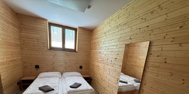 Komfortné apartmány priamo na pláži pri Vranovskej priehrade: krytá terasa, člnky aj vonkajší bazén