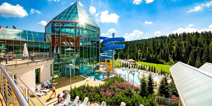 Oddych v 4* Hoteli BUKOVINA s neobmedzeným vstupom do komplexu s 12 bazénmi