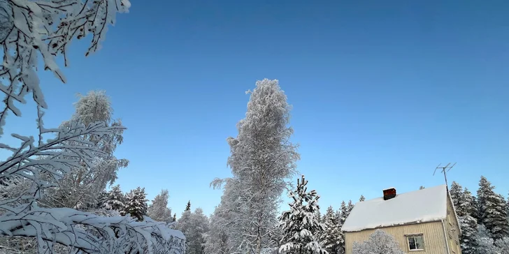 Dom v Škandinávii pre 2-7 osôb: medzi lesmi a jazerami pod polárnym kruhom, český majiteľ so skvelým hodnotením