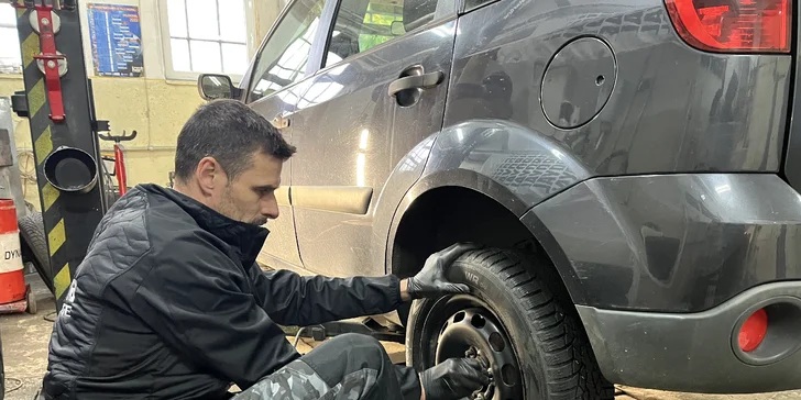 Výmena kolies alebo prezutie pneumatík z letných na zimné